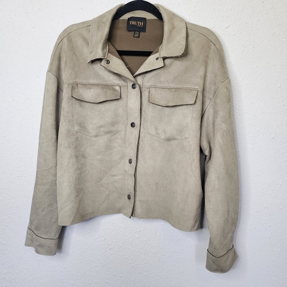 Truth by Republic Jacket Womens Medium Olive Green Faux Suede Short Snap Up FALL - Picture 1 of 9